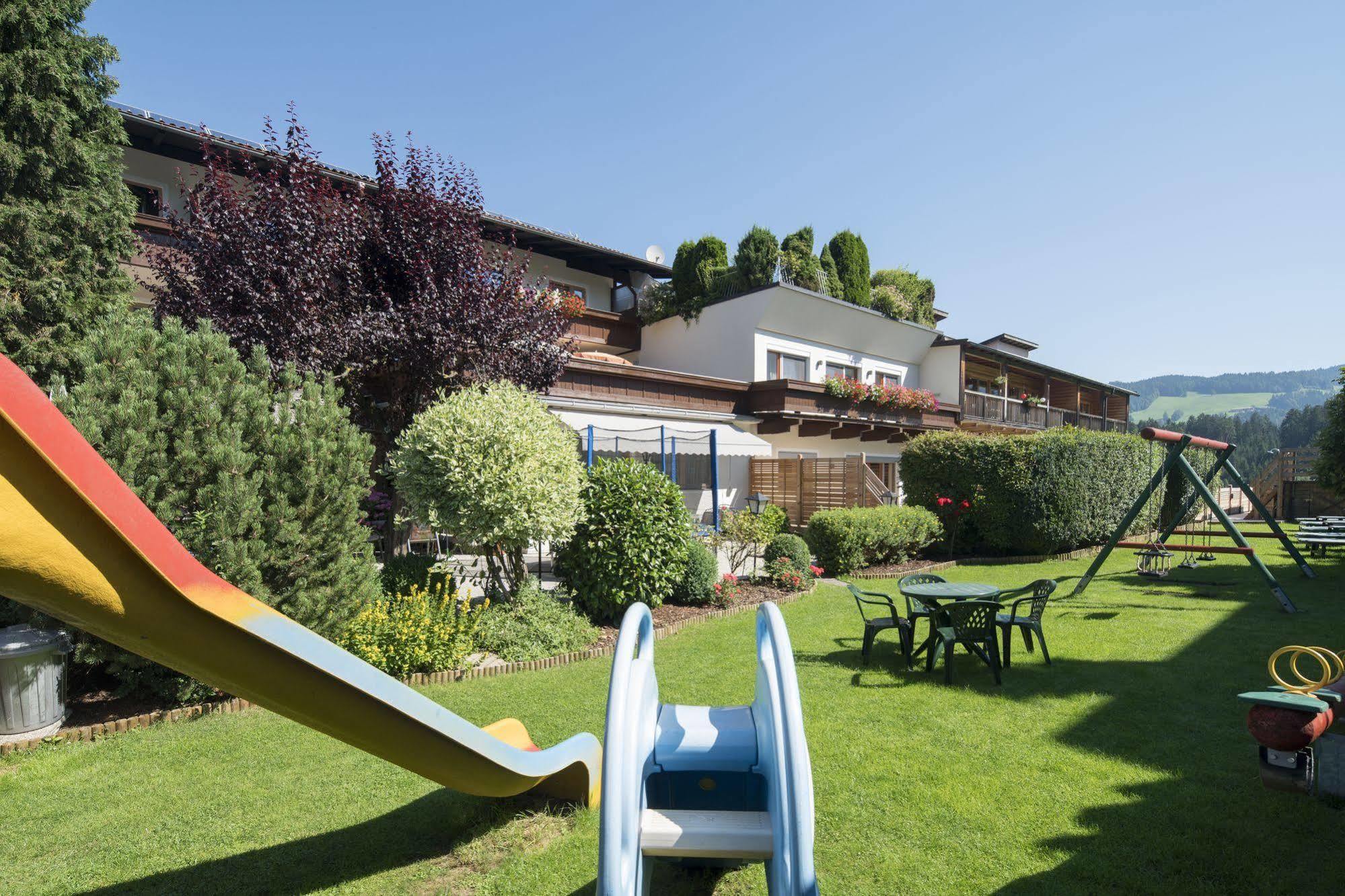 Angerer Alpine Suiten Und Familienappartements Tirol Aparthotel 2*